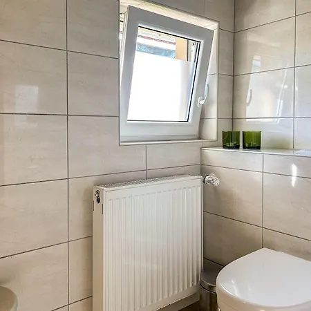 Holiday home Haus Am Kreuzberg *