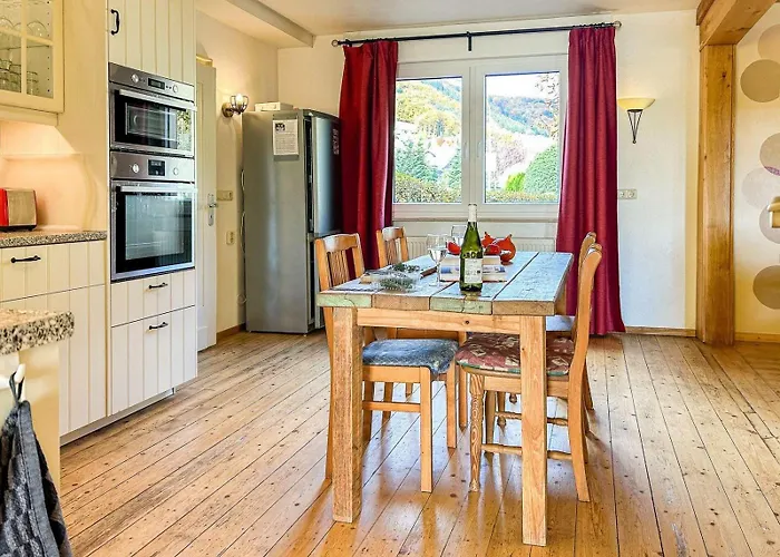 Haus Am Kreuzberg * Medebach